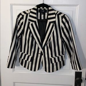 XXI Beetlejuice black & white striped jacket